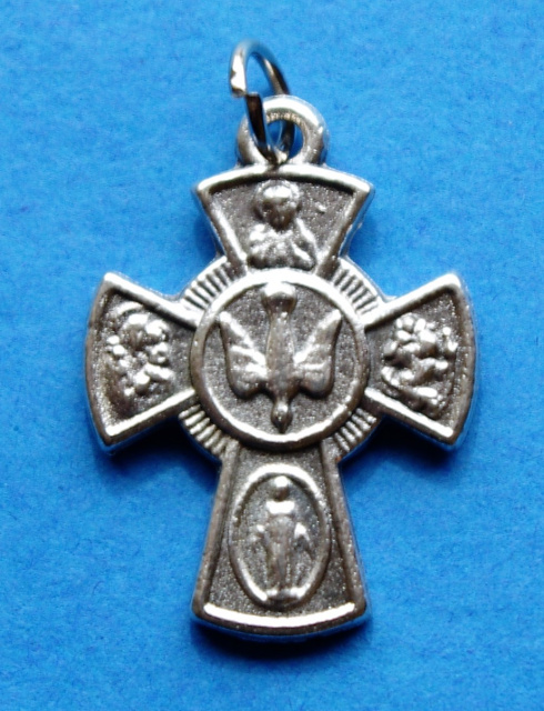 Catholic small Religious oxidized Italian crucifixes and rosary ...
